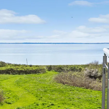 Stunning In With Wifi Feriehus Spøttrup